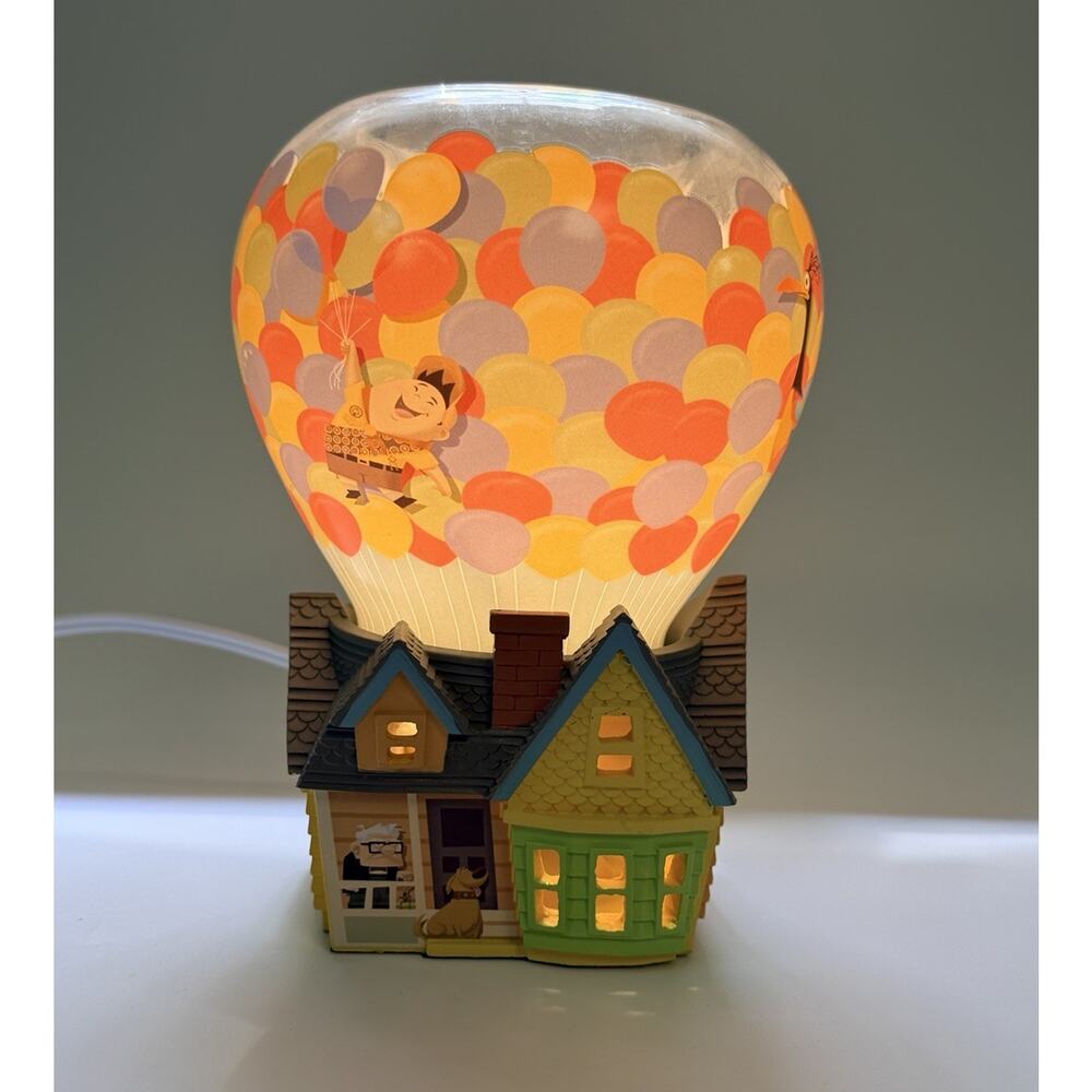 NIB Retired Scentsy Disney Pixar UP Full Size Warmer Balloon House Hand Painted